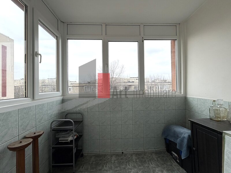 Apartament 4 camere zona Aparatorii Patriei\Berceni