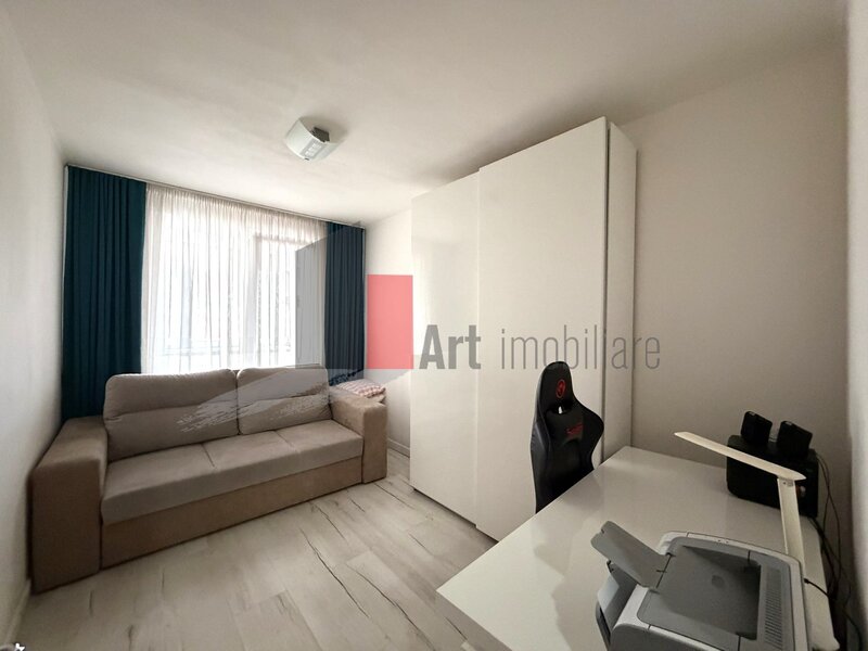 Apartament 4 camere zona Aparatorii Patriei\Berceni